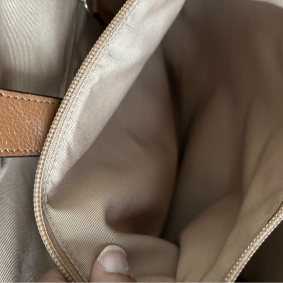 GUC Coach and Brown Shoulder Bag with Signature Design - Picture 6 of 12